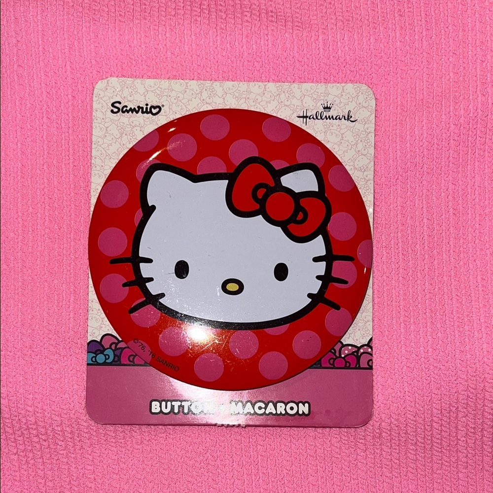 Sanrio Hello Kitty Red giant Button